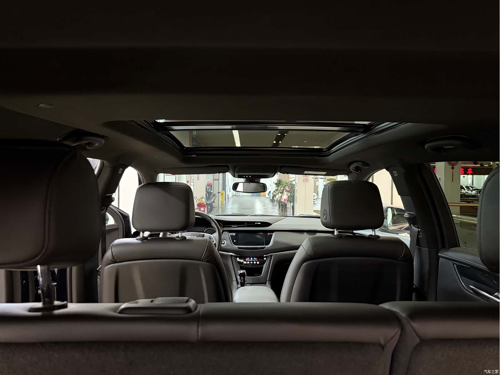 Cadillac XT5, 2021 10