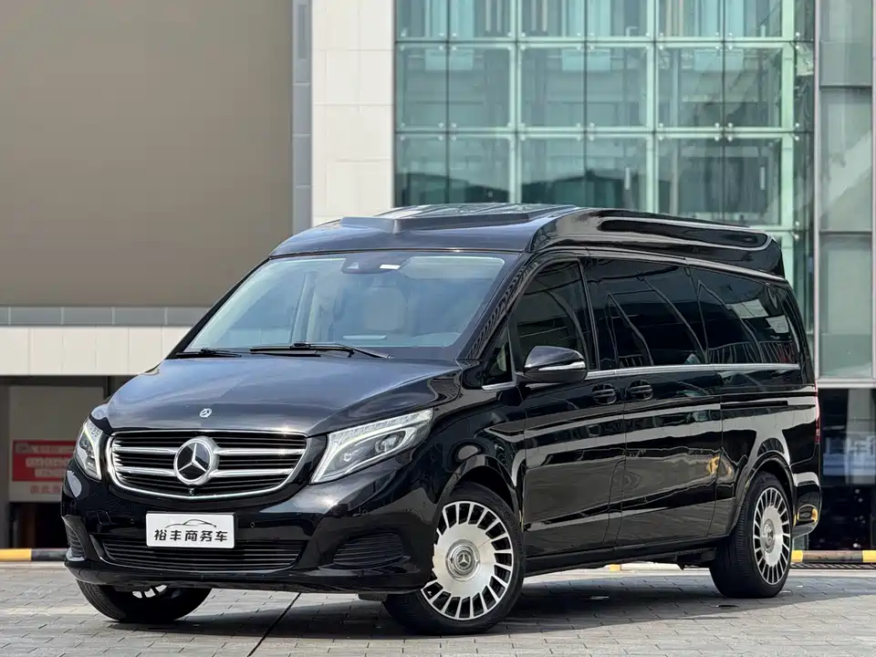 Mercedes-Benz V-class