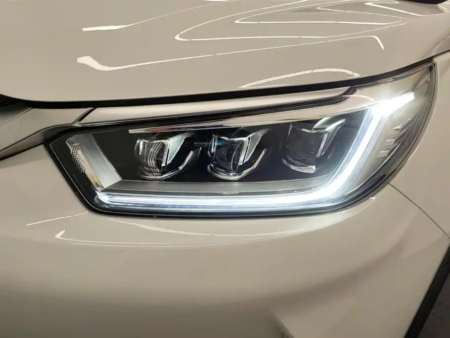 BYD Yuan Pro BYD Yuan Pro