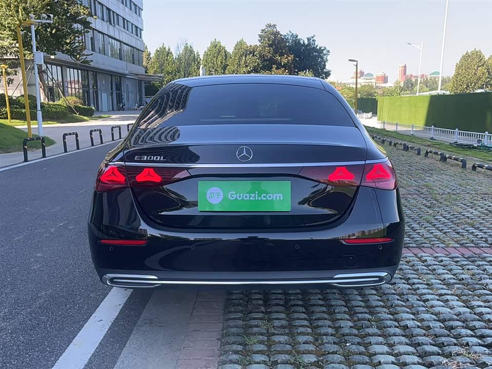 Mercedes-Benz E-class Mercedes-Benz E-class