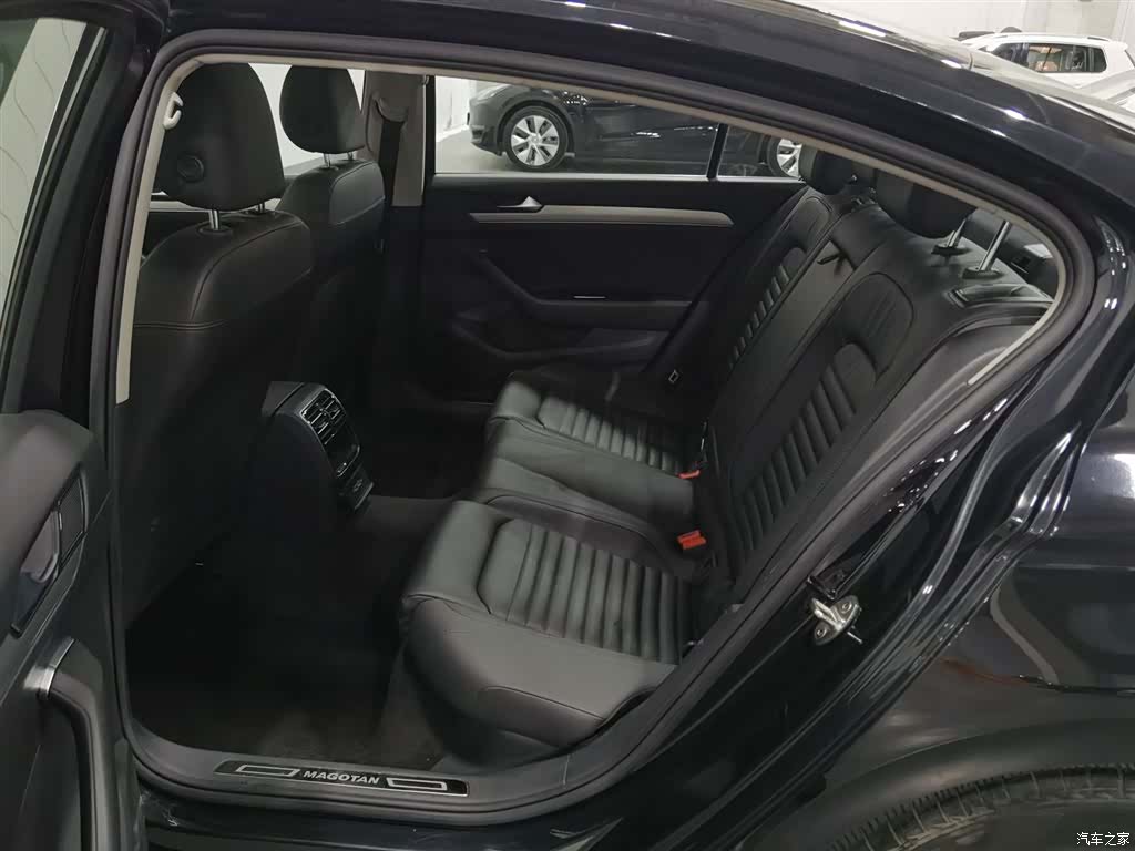 Volkswagen Magotan, 2018 15
