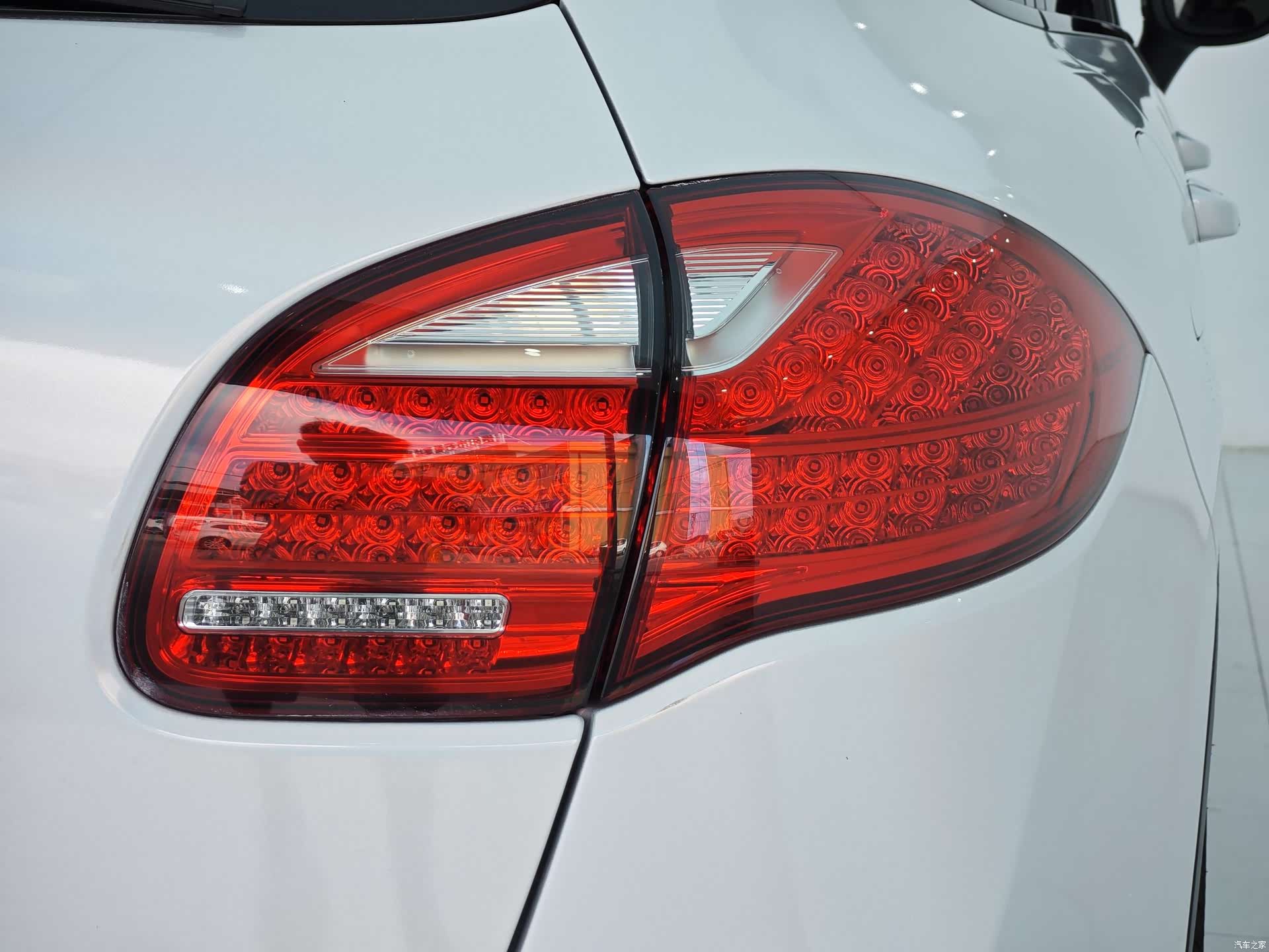 Porsche Cayenne, 2013 24