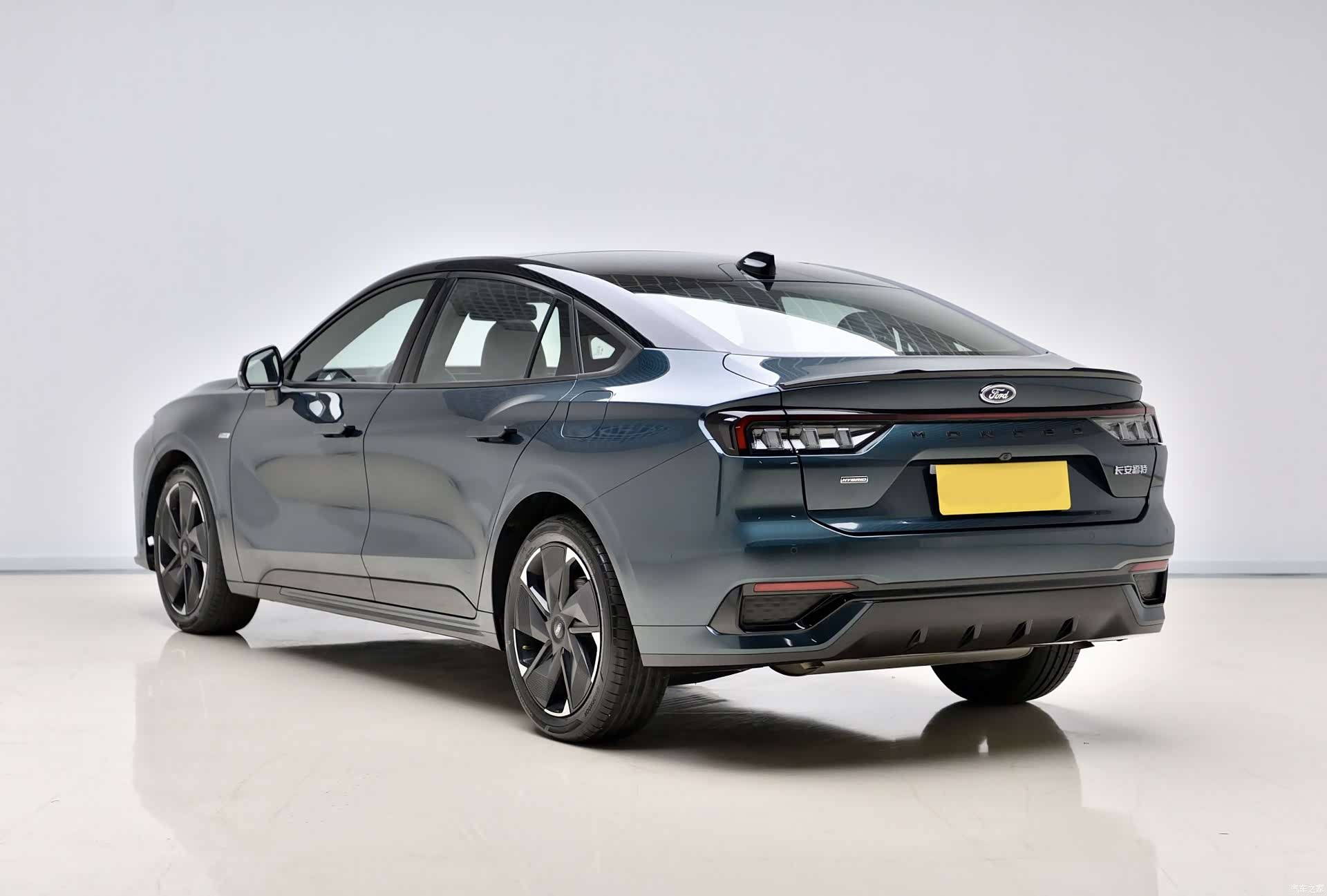 Ford Mondeo, 2024 4
