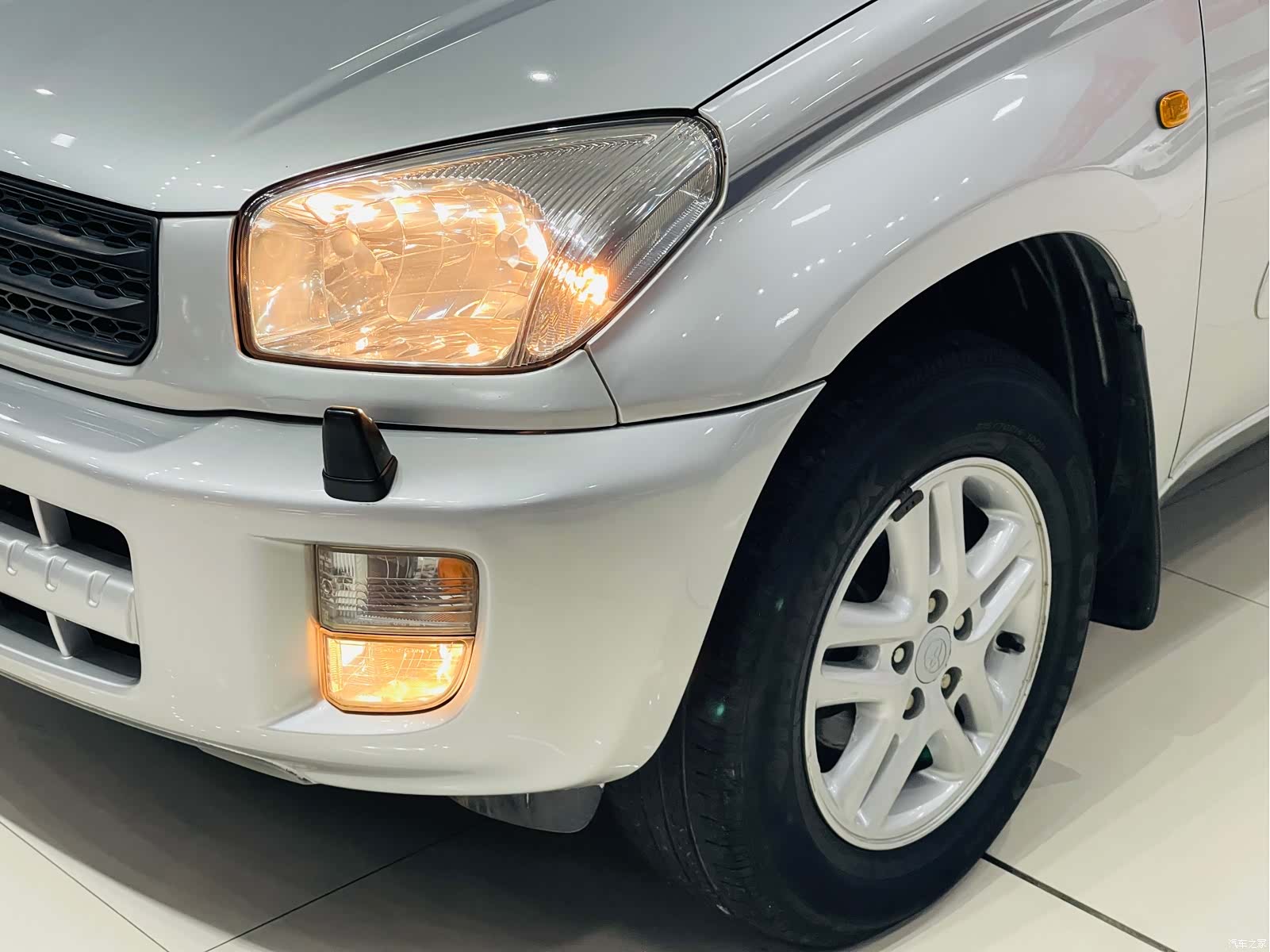 Toyota RAV4, 2004 19
