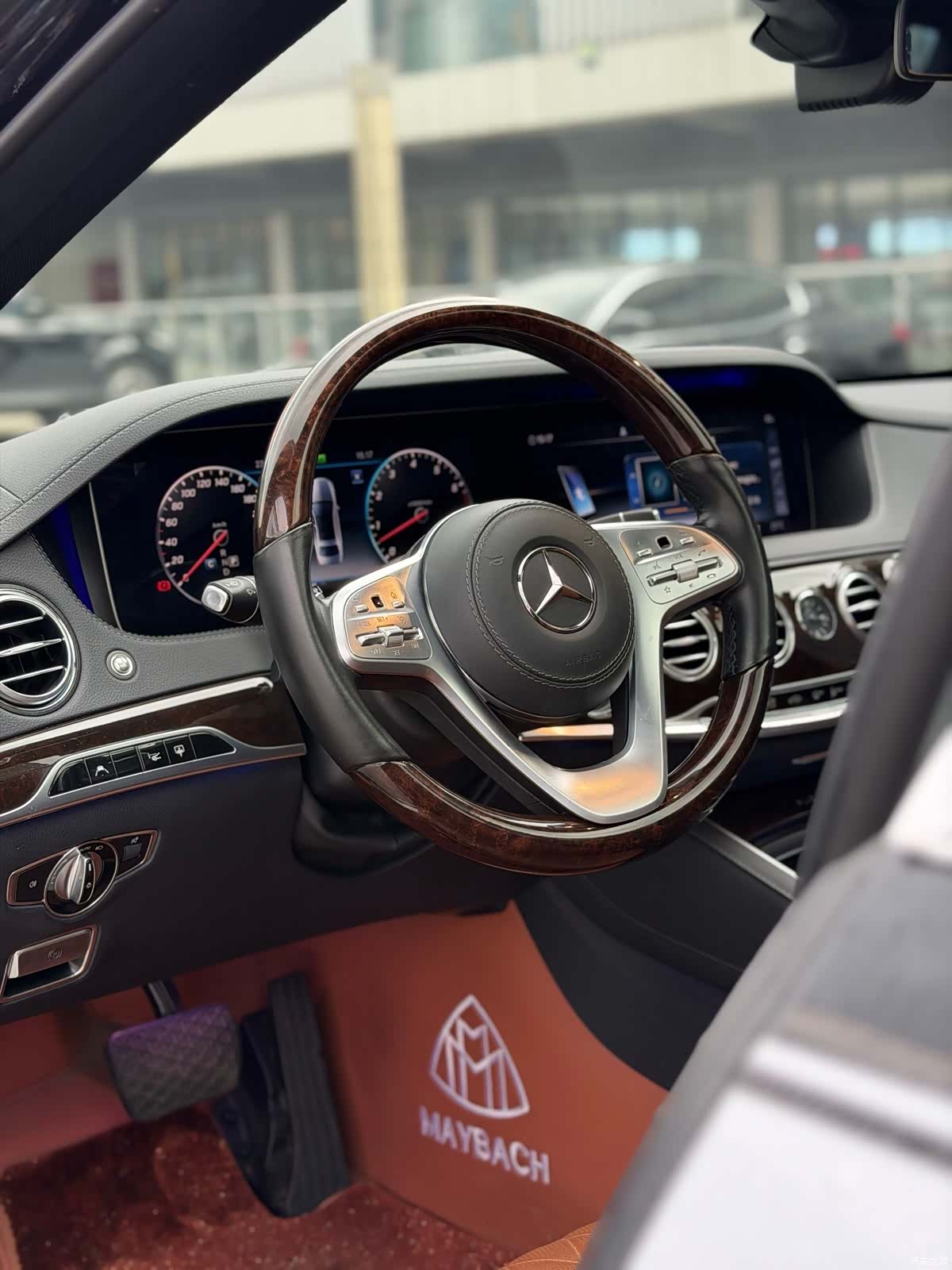 Maybach S-Class, 2021 9