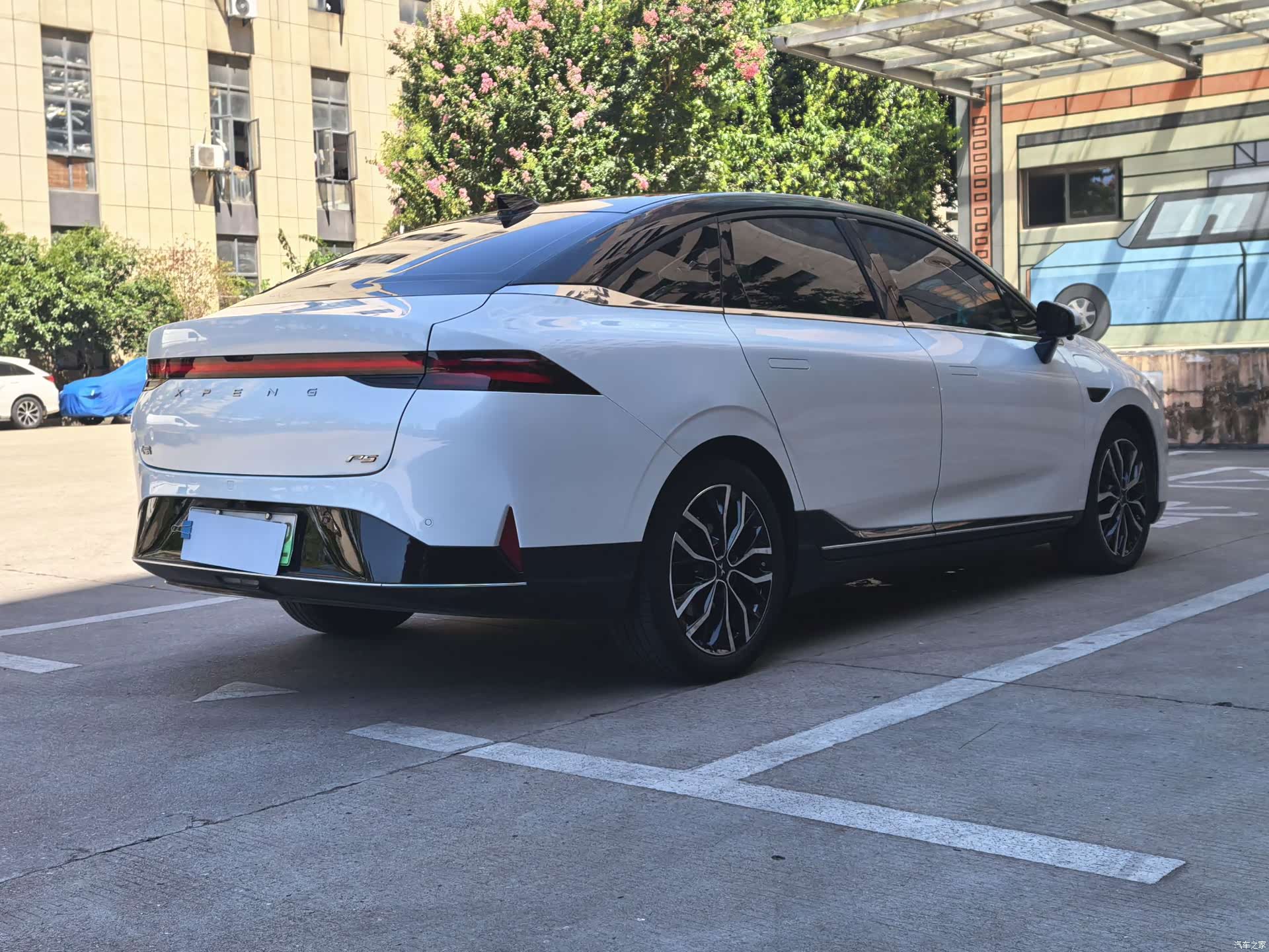 Xpeng P5, 2022 14