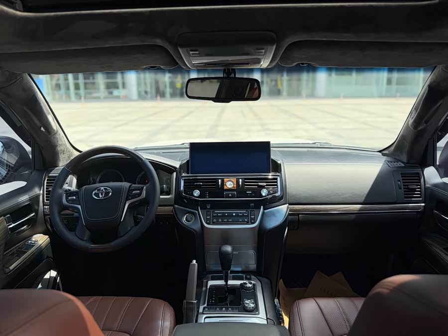 Toyota Land Cruiser 2018, фото 6