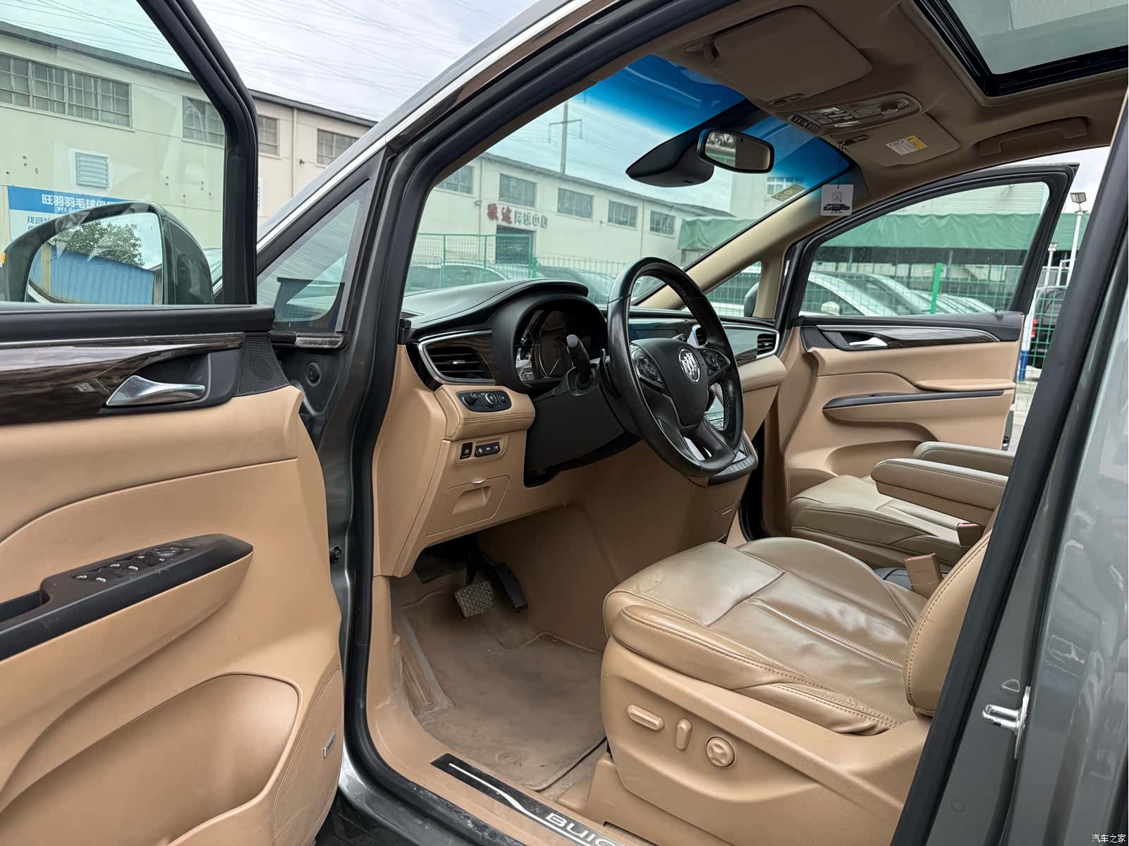 Buick GL8, 2017 21