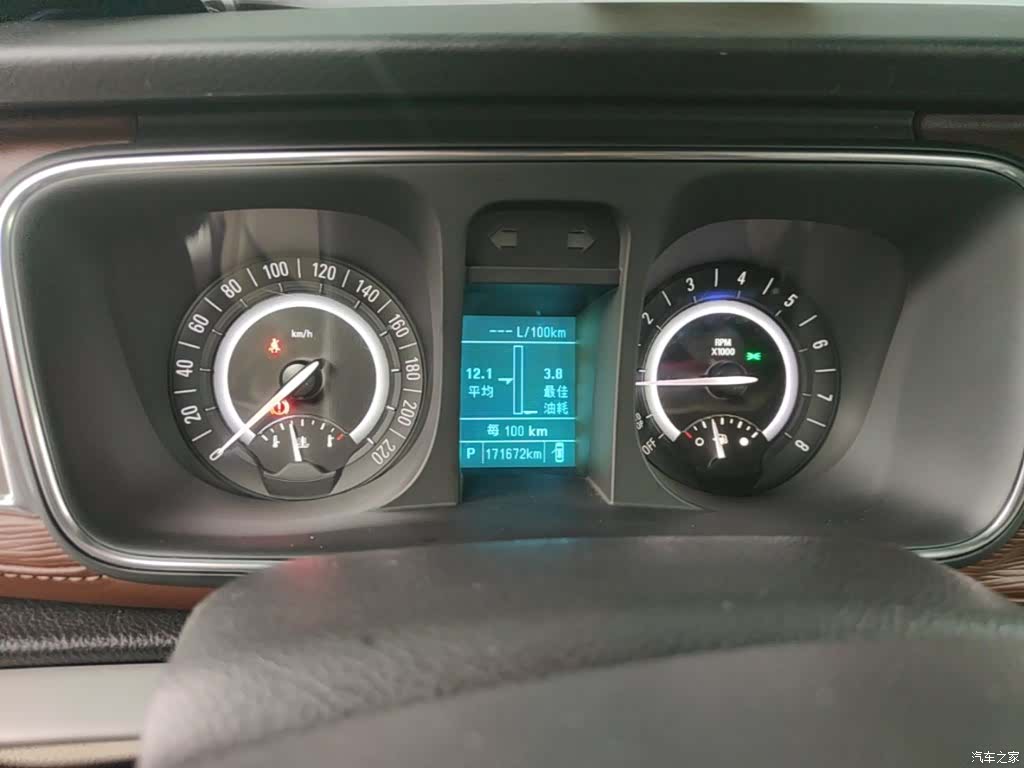 Buick GL8, 2017 12