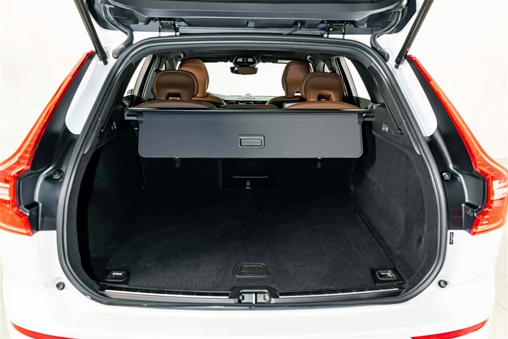 Volvo XC60, 2023 23