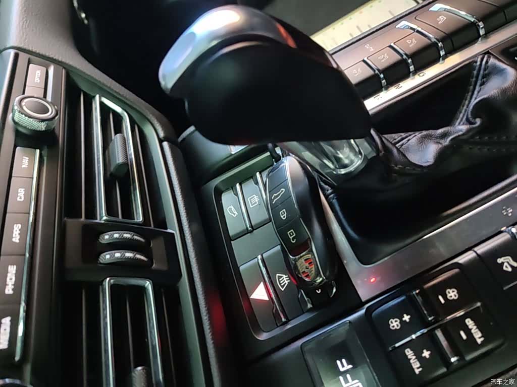 Porsche Macan, 2019 9