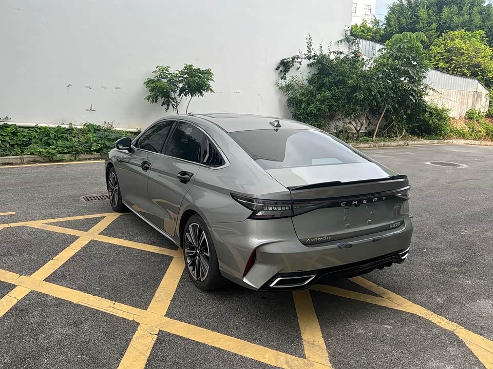 Chery Arrizo 8