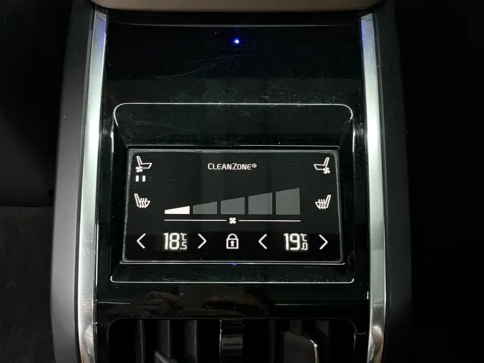 Volvo S90 Volvo S90