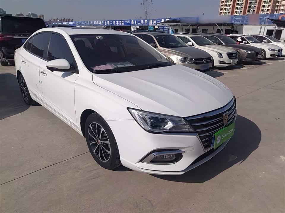 Roewe i5