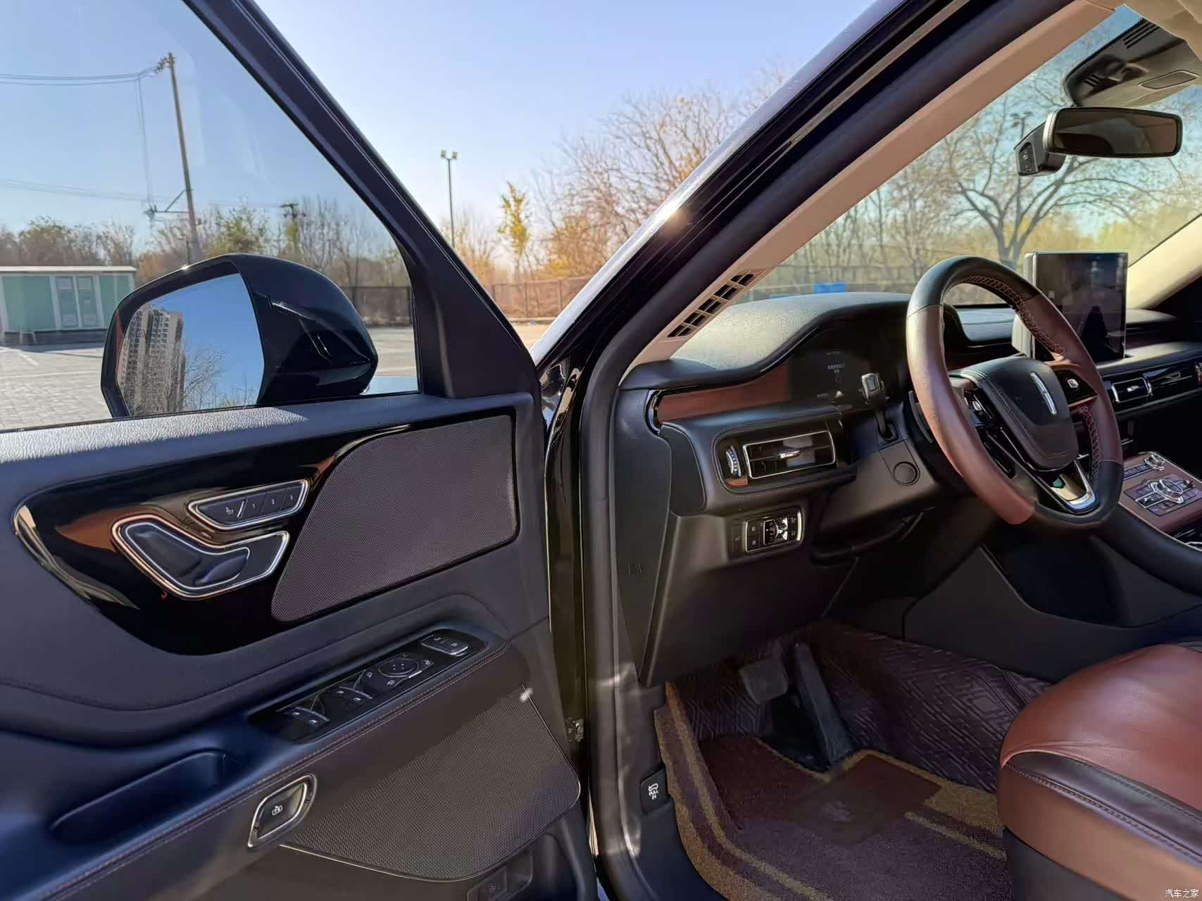 Lincoln Aviator, 2021 9