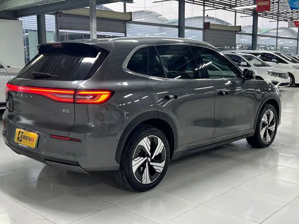 Geely Galaxy Galaxy E5