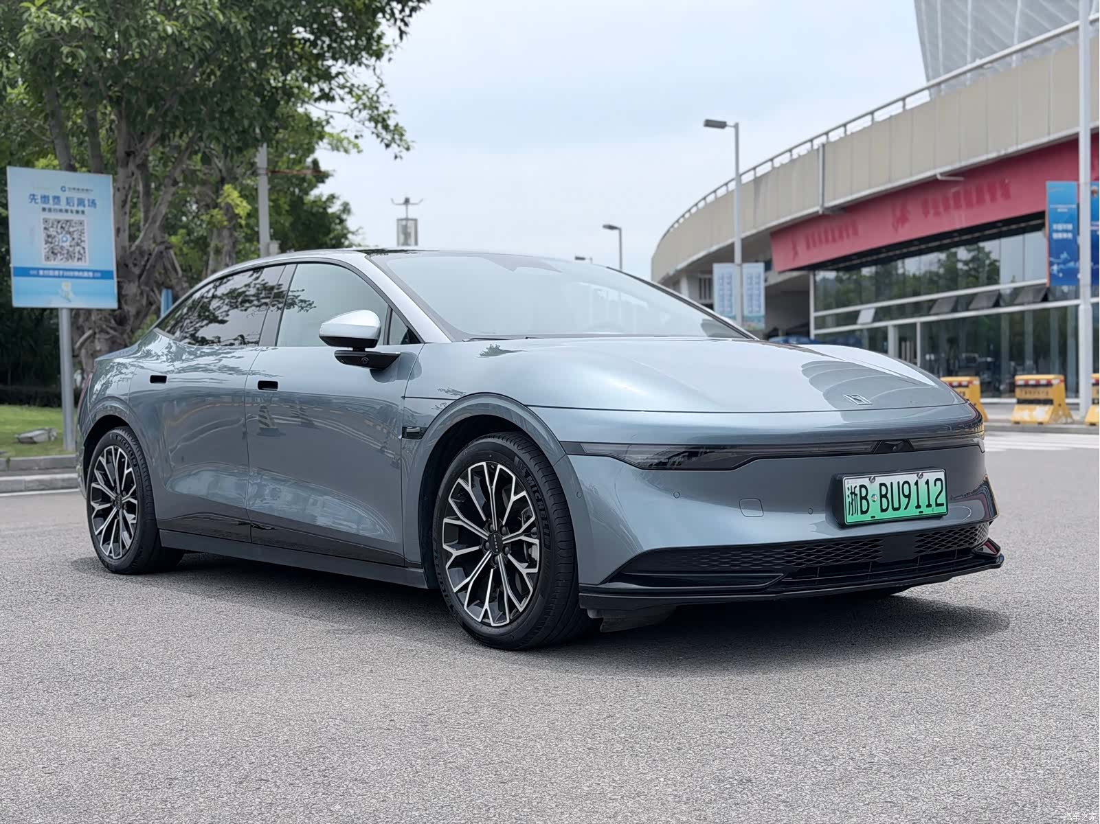 Zeekr 007, 2024 3