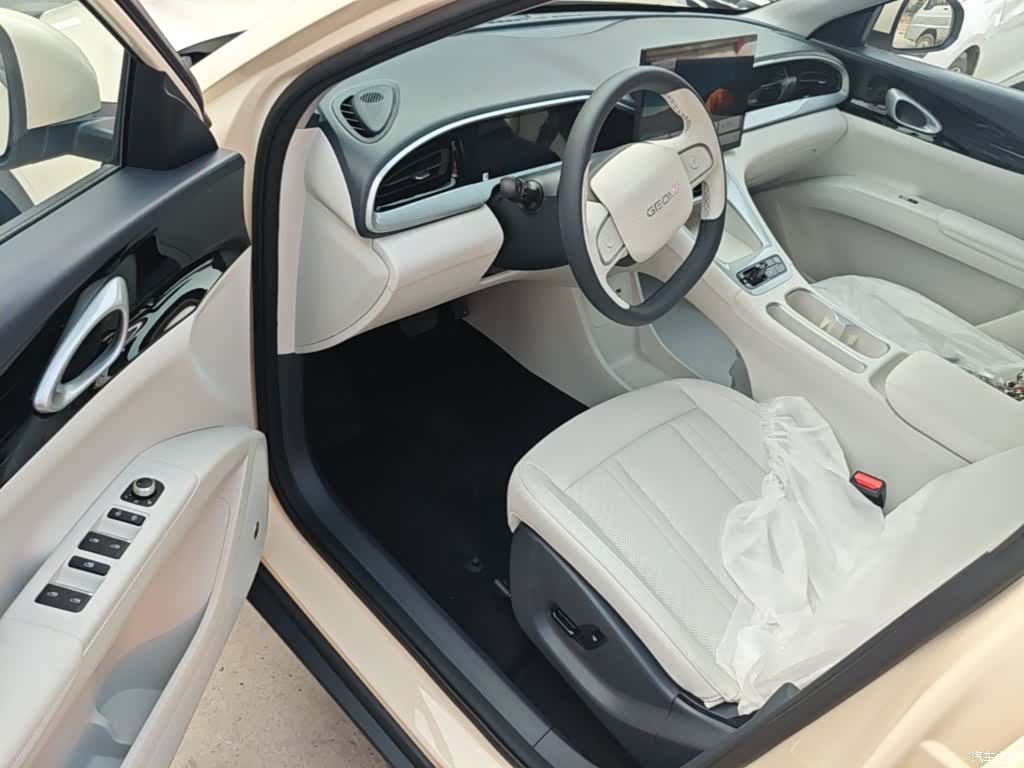 Geely Xingyuan, 2026 16