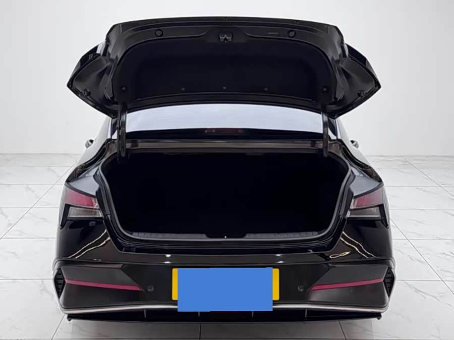 Hyundai Elantra 2024, фото 15