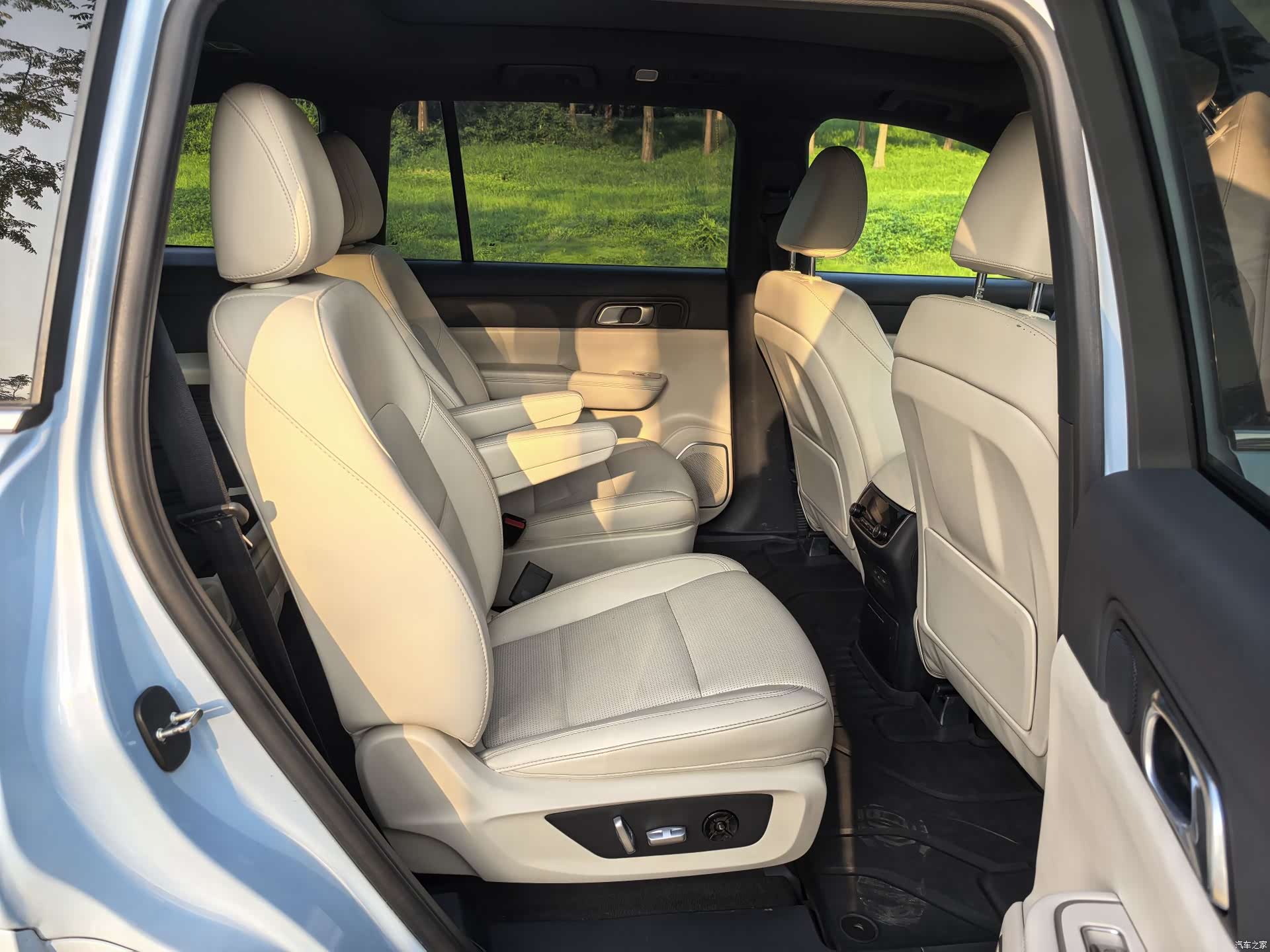 Li Auto ONE, 2022 16