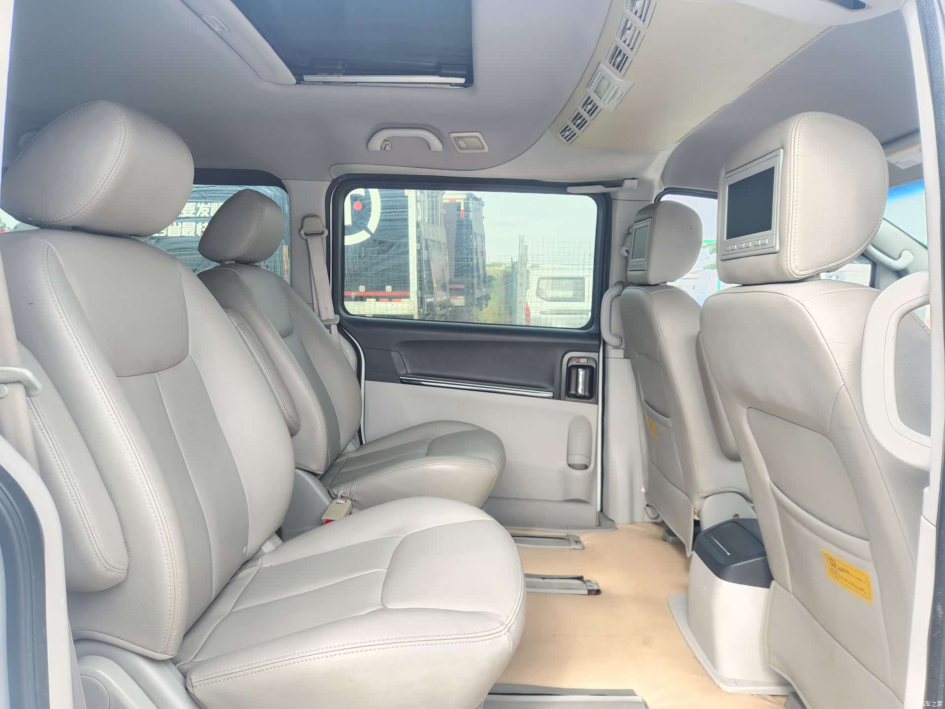 JAC M5, 2015 9