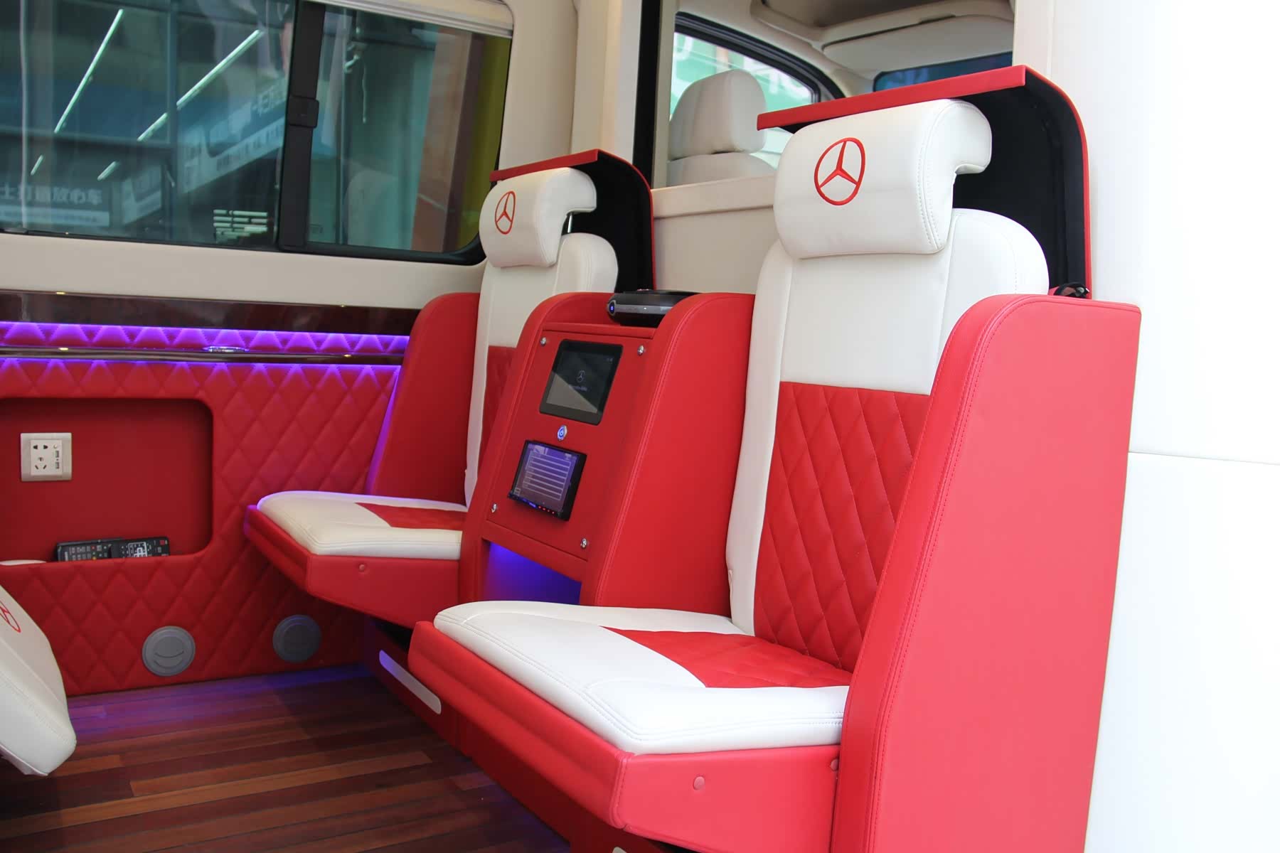 Mercedes-Benz Sprinter, 2013 24