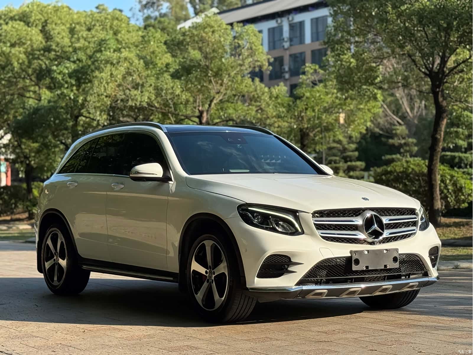 Mercedes-Benz GLC, 2018 3