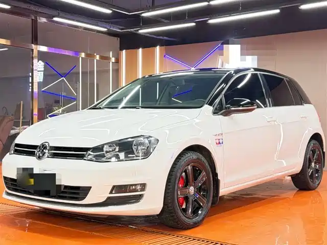 Volkswagen Golf 2015 — купить из Китая под заказ