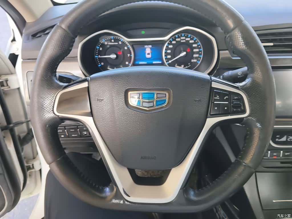 Geely Emgrand, 2017 11
