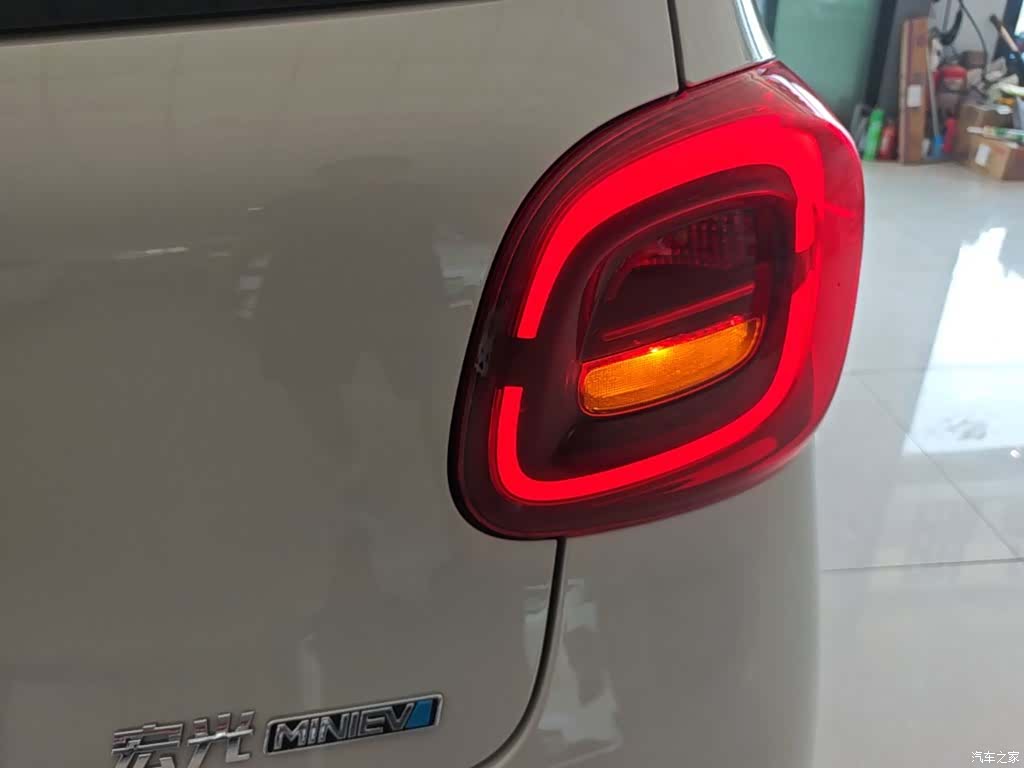 Wuling MINIEV, 2025 8