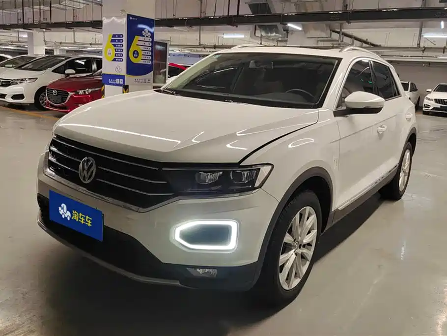 Volkswagen T-ROC exploring Songs