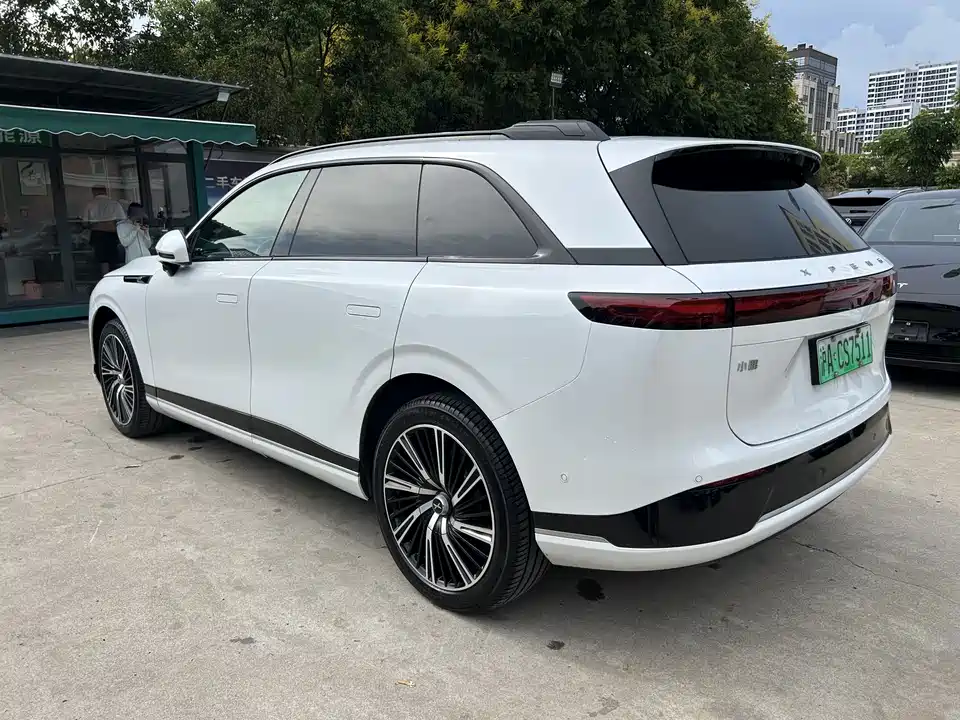 XPENG G9