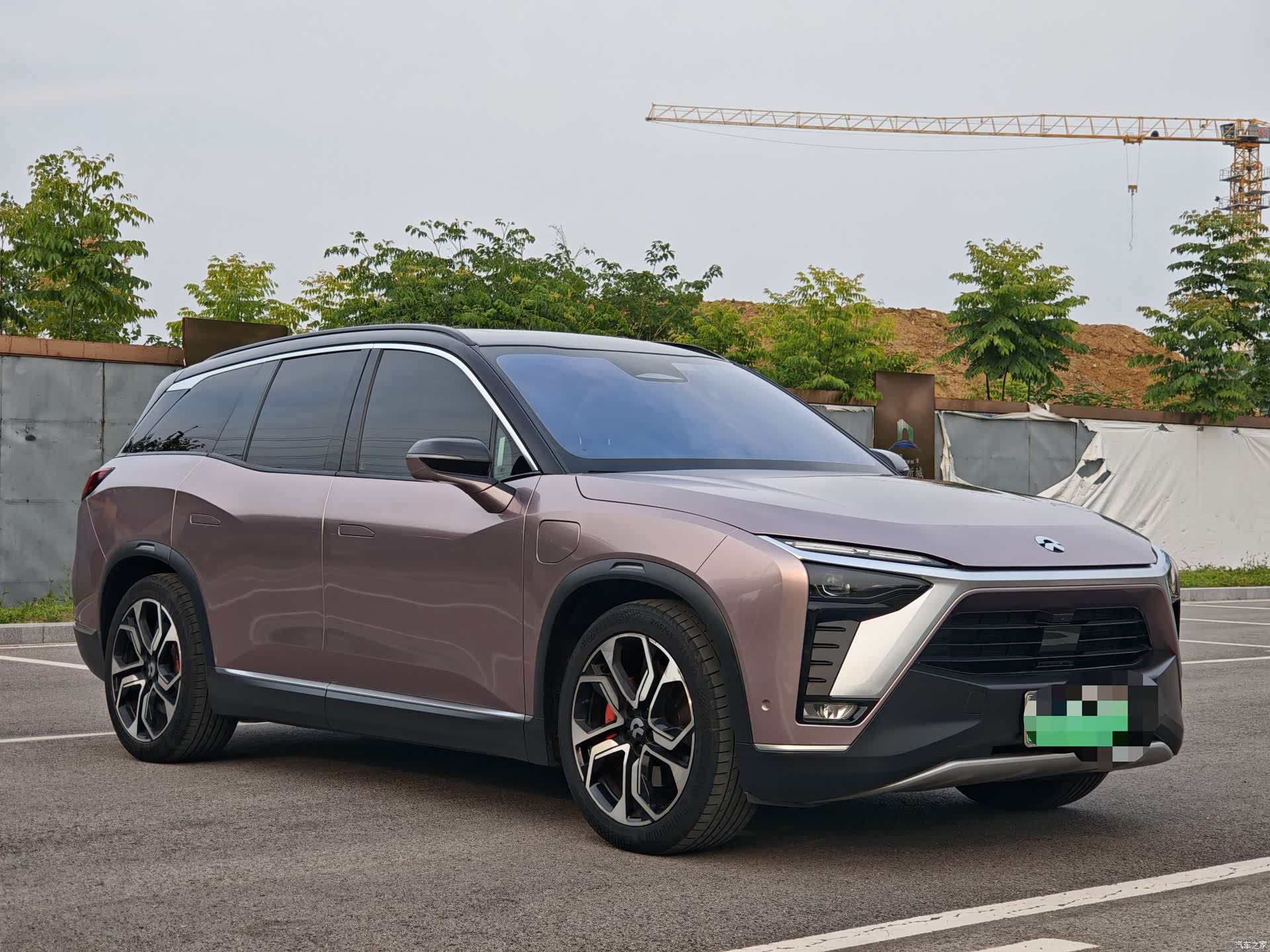 NIO ES8, 2022 4