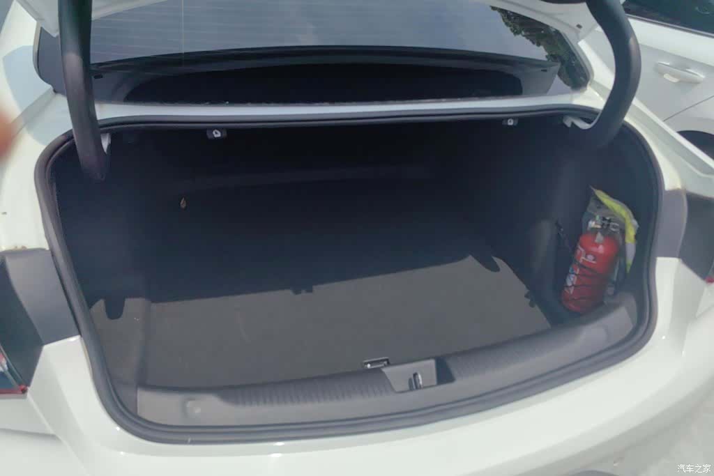 Buick Regal, 2019 4