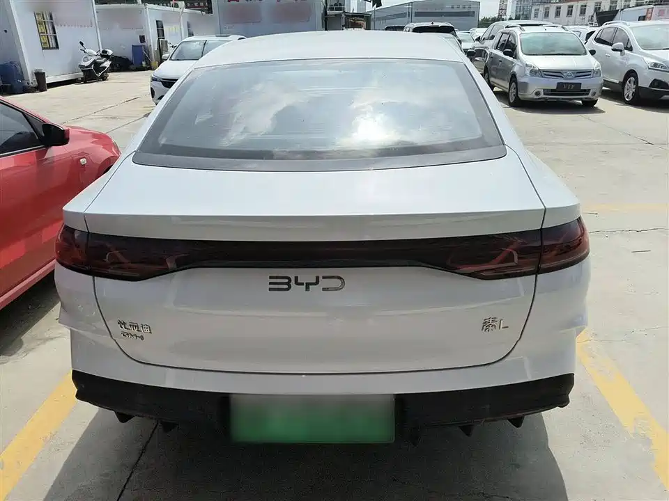 BYD Qin L
