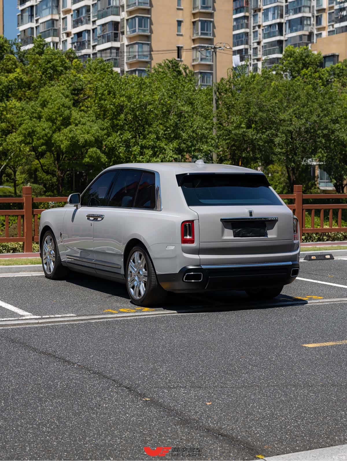 Rolls-Royce Cullinan, 2023 6