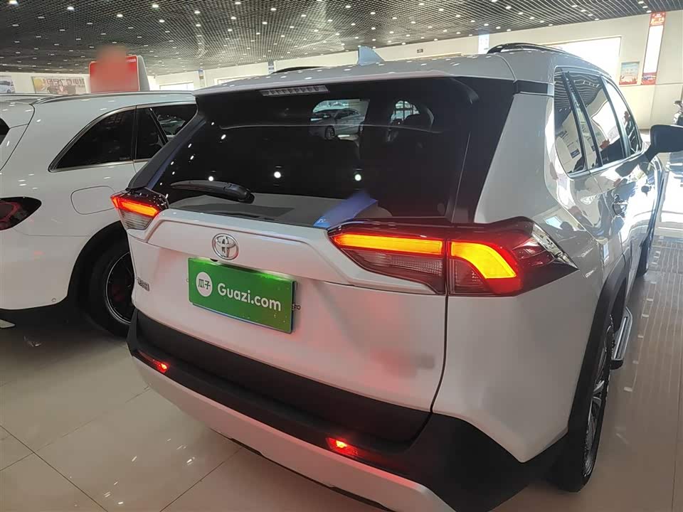 Toyota RAV4 Rongfang