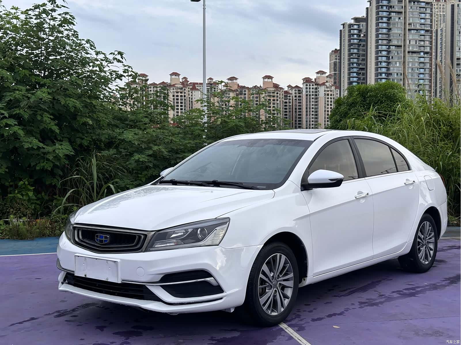 Geely Emgrand, 2018 1