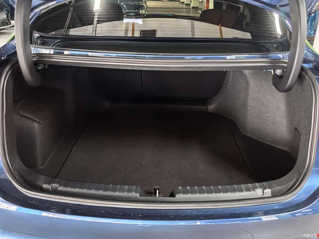 Geely A7, 2025 13
