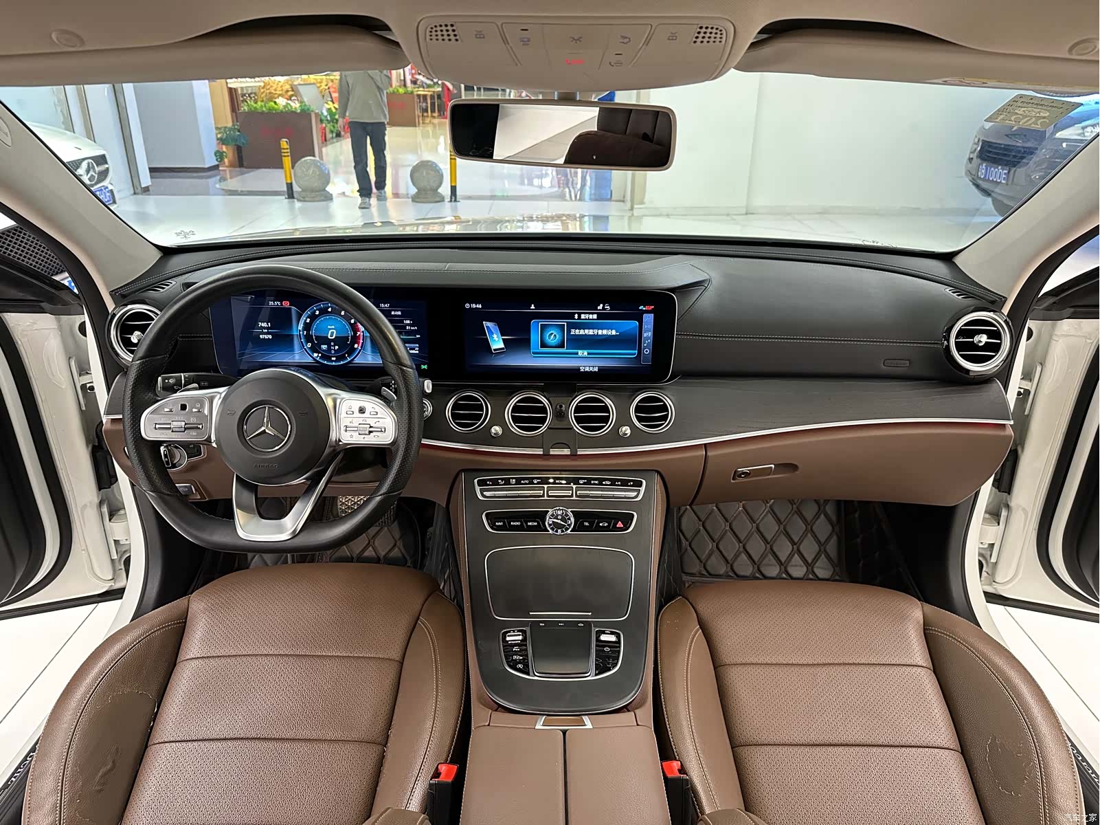 Mercedes-Benz E-Class, 2019 22
