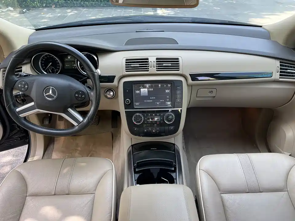 Mercedes-Benz R-class