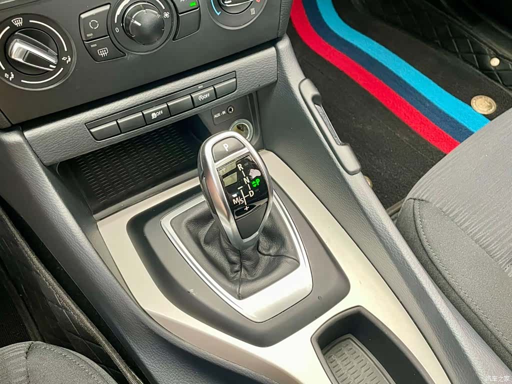 BMW X1, 2015 11