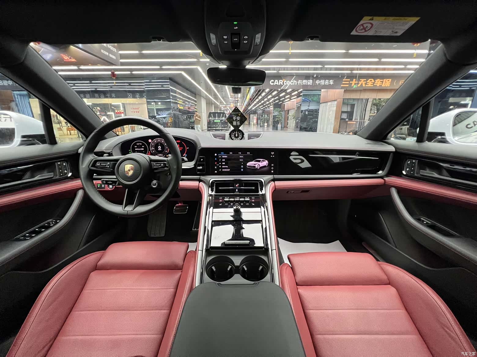 Porsche Panamera, 2024 10