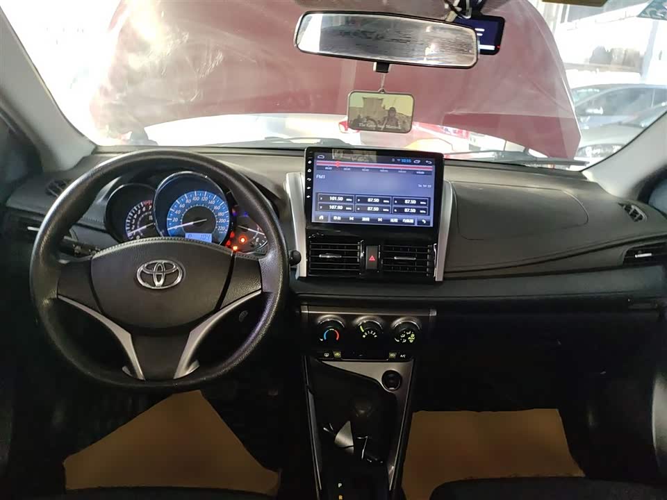 Toyota YARiS L Zhixuan