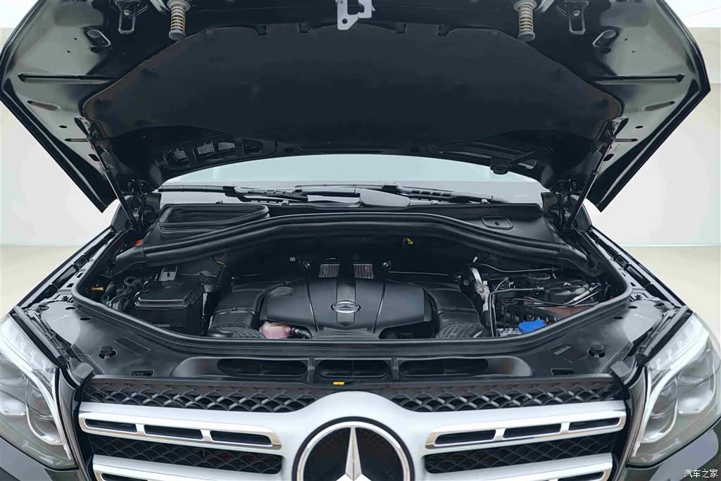 Mercedes-Benz GLS, 2018 7