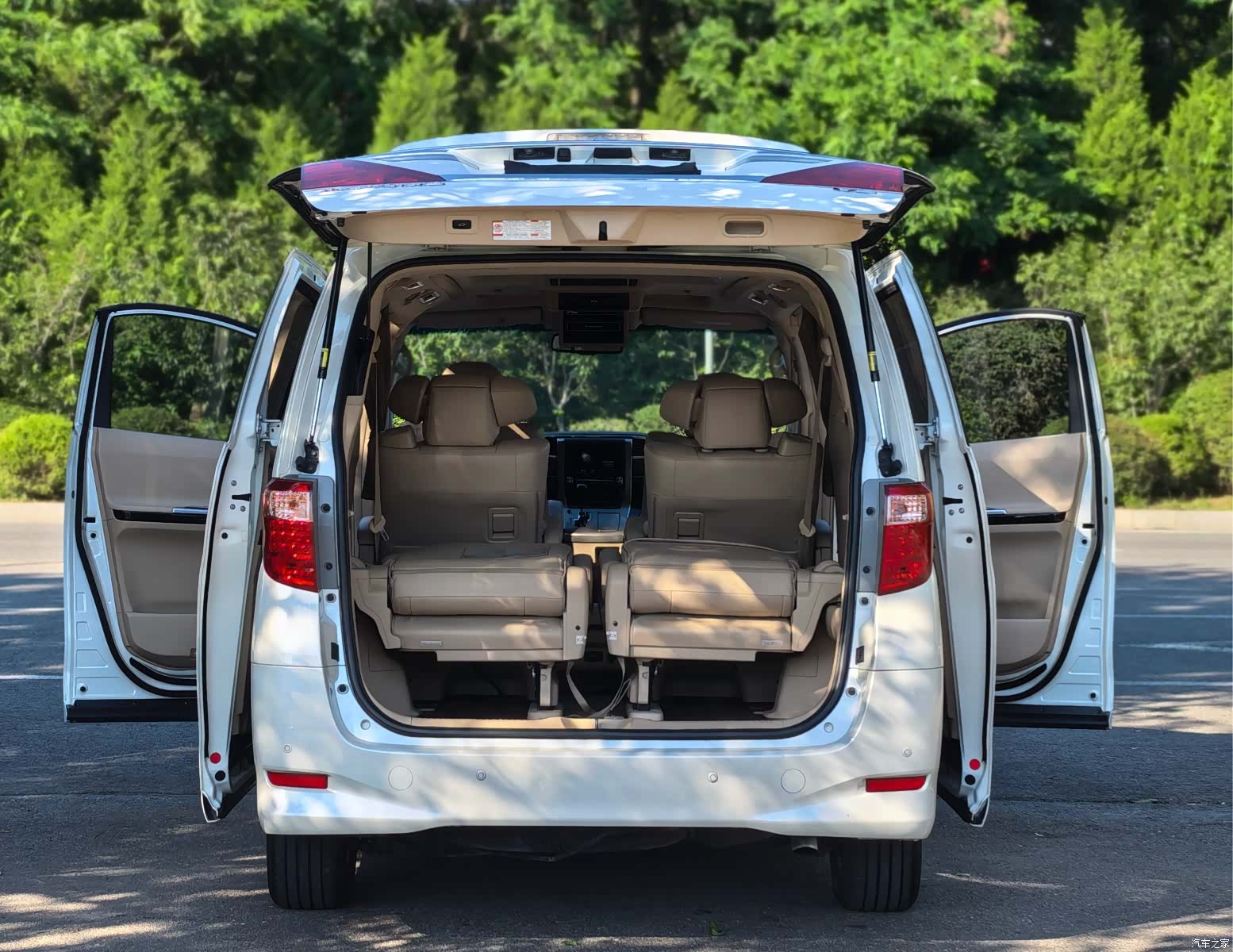 Toyota Alphard, 2016 7
