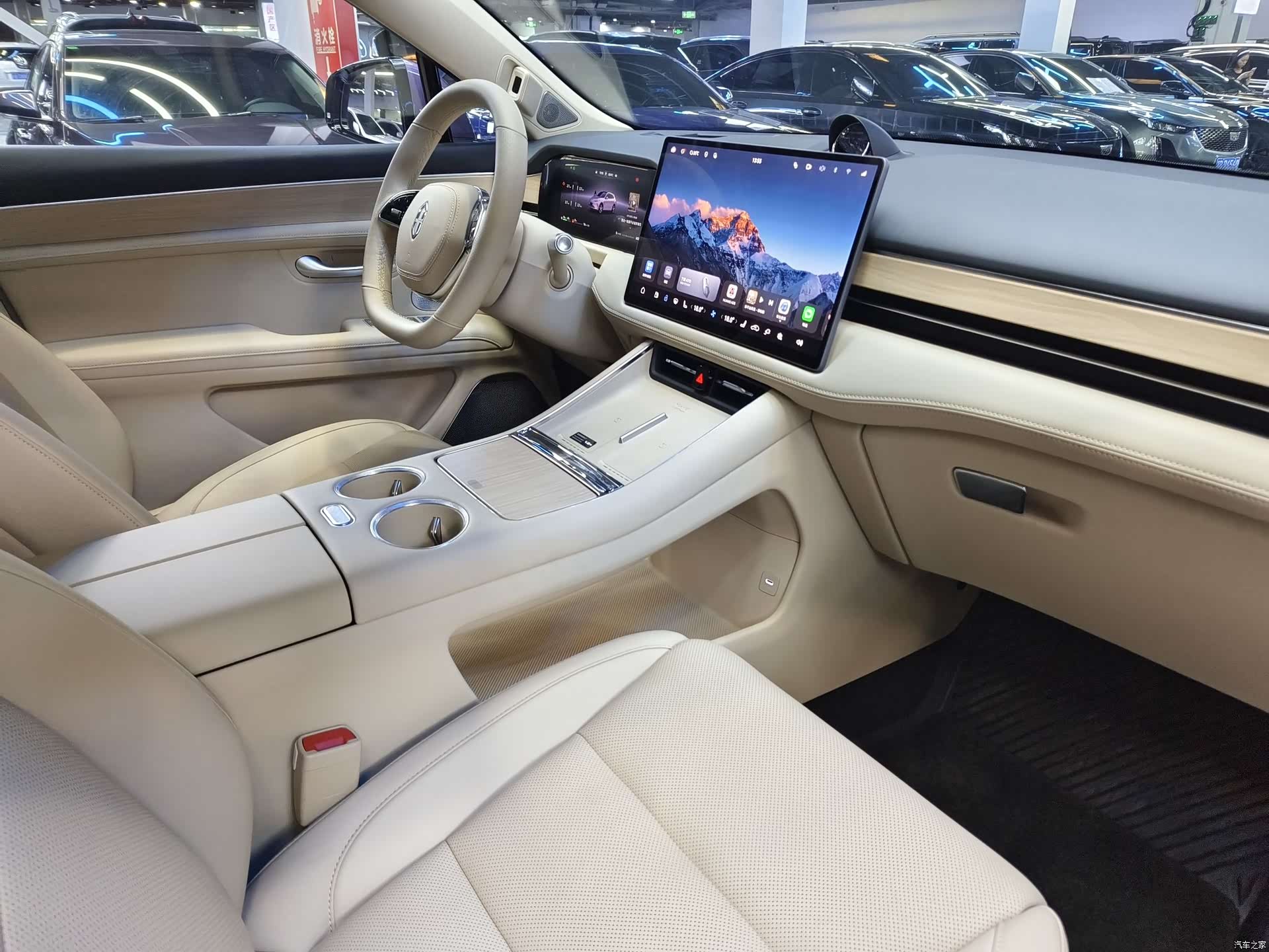 AITO M5, 2025 15