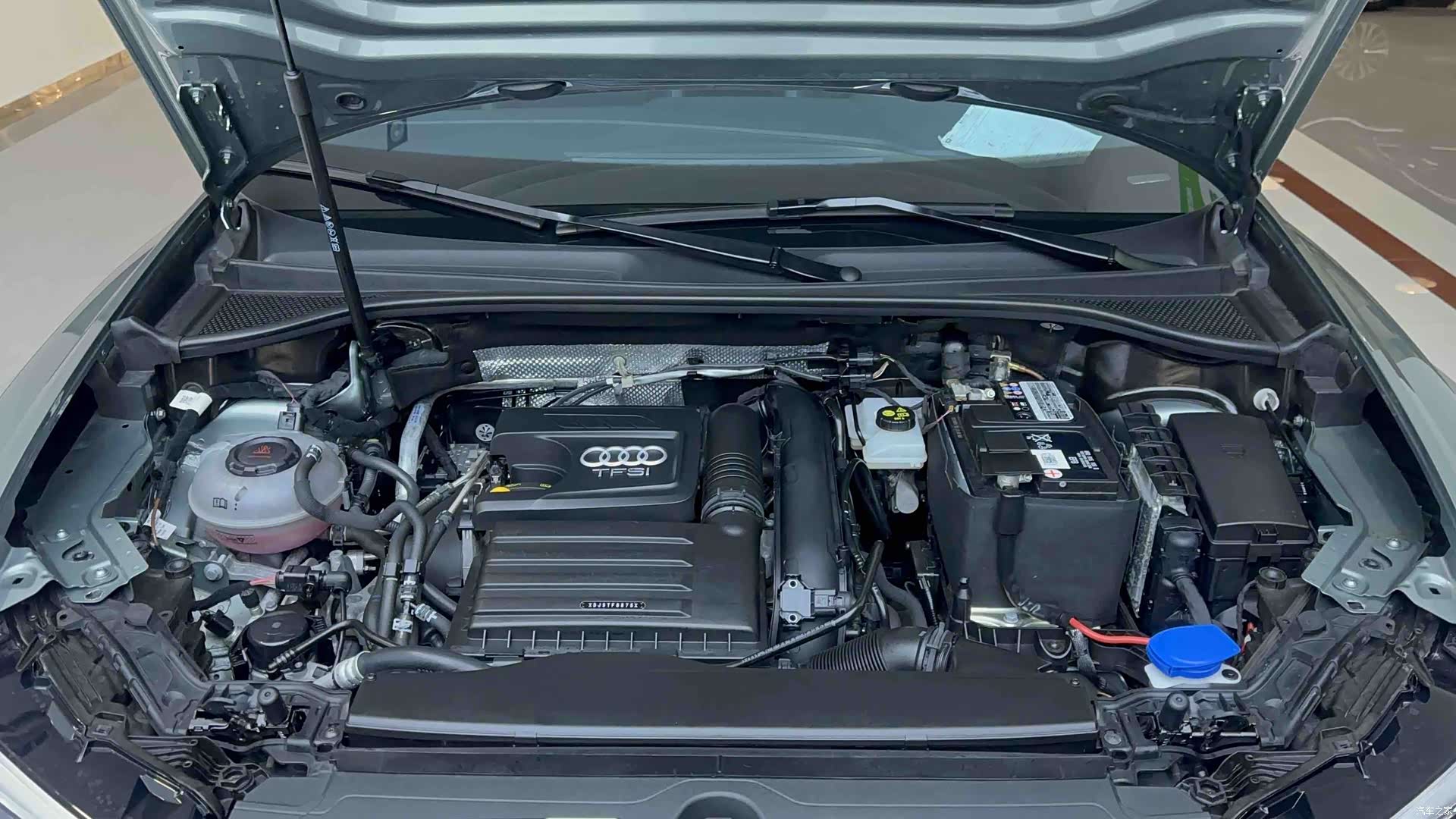 Audi Q3, 2023 18
