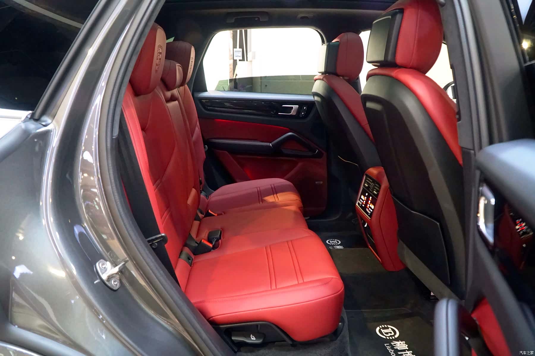 Porsche Cayenne, 2022 10