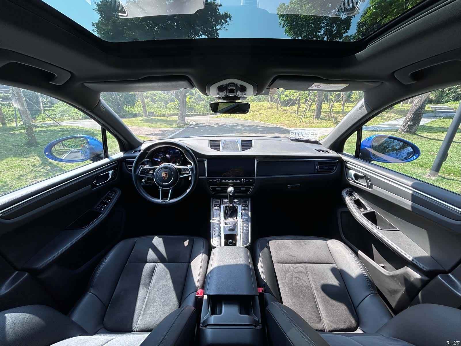Porsche Macan, 2019 все фото